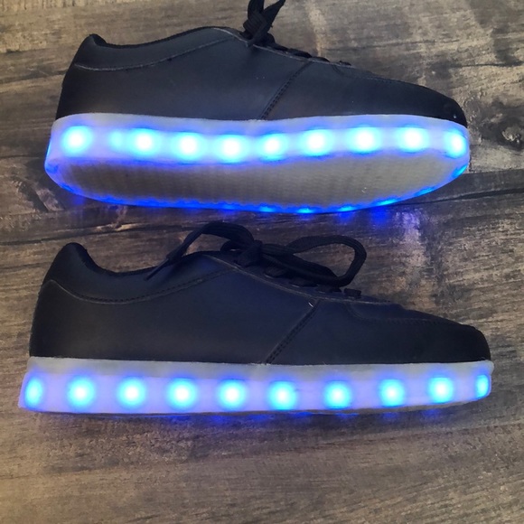 Light up shoes 5.5 - Picture 5 of 11